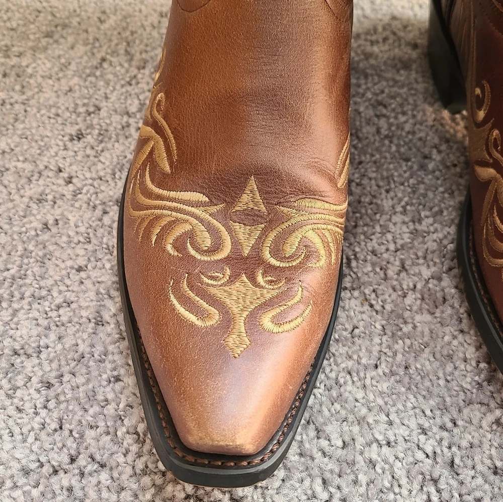 Durango Western Embroidered Boots